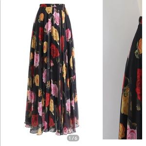 BLOOMING ROSE WATERCOLOR MAXI SKIRT IN BLACK